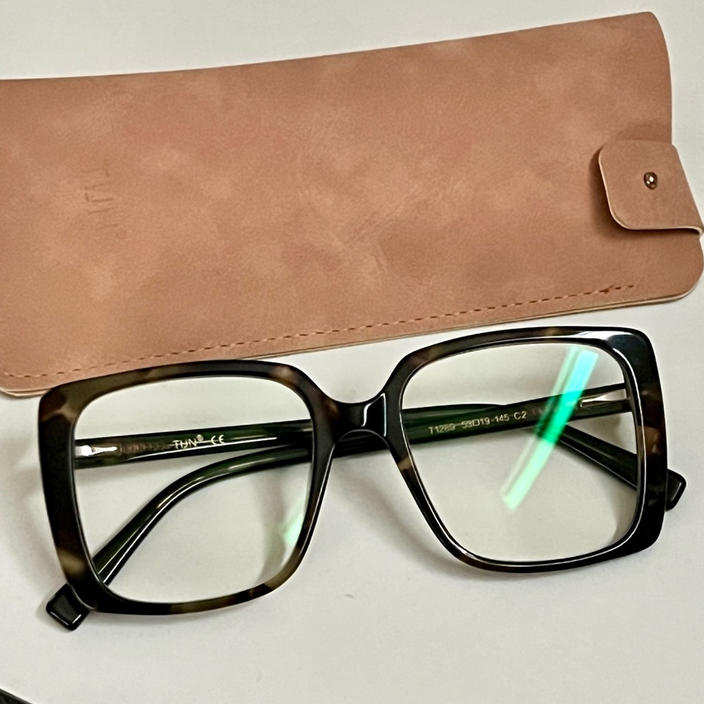 NWOT Square Tortoiseshell Glasses with Case